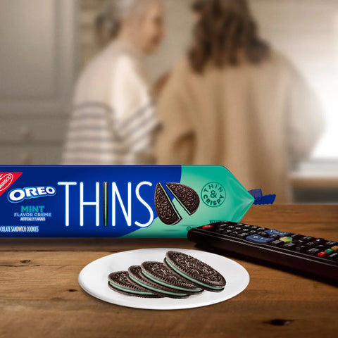 Oreo Thins Mint Creme Chocolate Sandwich Cookies Family Size - 11.78oz
